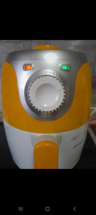 Friggitrice ad aria Ariete