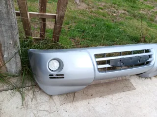 Defensa mitsubishi montero con Faros y mataburros