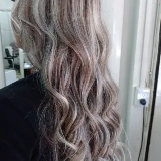 PELUQUERO PROFESIONAL