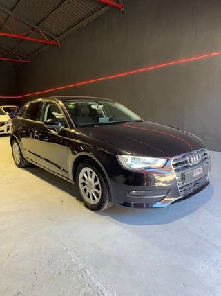 Audi A3 1.6tdi 110cv Stronic 140.000km!