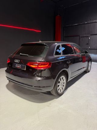 Audi A3 1.6tdi 110cv Stronic 140.000km!