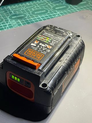 Batería Black+Decker 36V 1.8Ah, recuperada.
