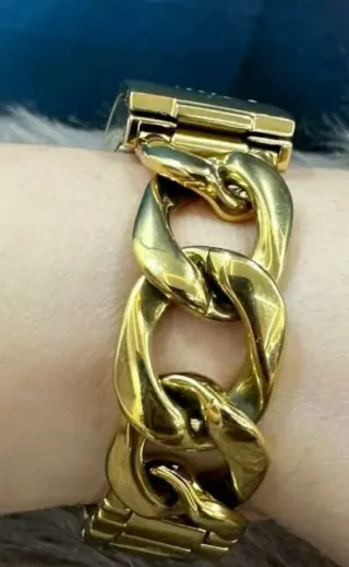 Reloj Guess Dorado Mujer