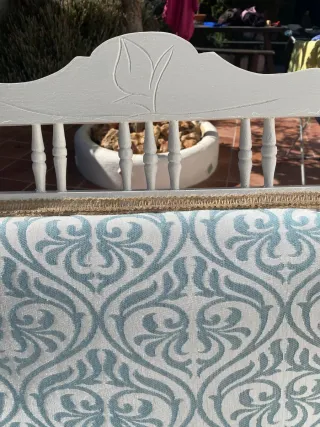 Mecedora restaurada tapizada