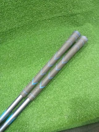 Driver 10'5° y Híbrido 22° Inesis  500,palos golf