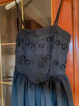 Vestido negro mujer tirantes flores