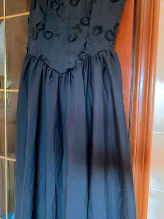 Vestido negro mujer tirantes flores