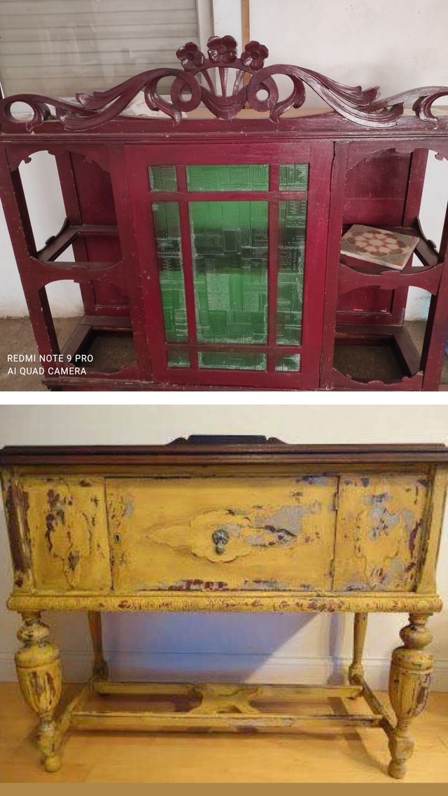 Credenza modernista in legno e vetro