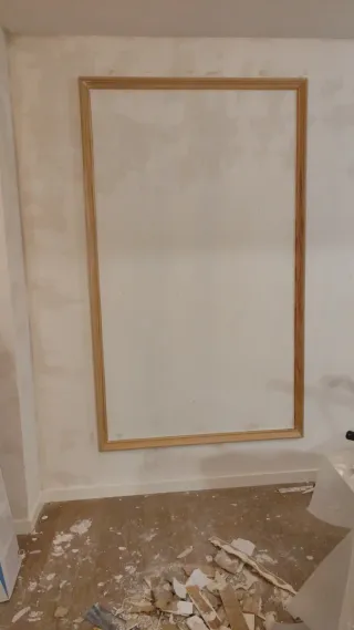 Carpintero montador de muebles
