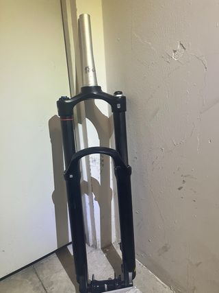 Horquilla Enduro 29, admite 27’5 150mm