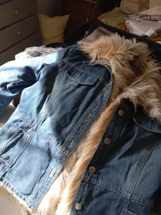Cazadora vaquera con pelo desmontable