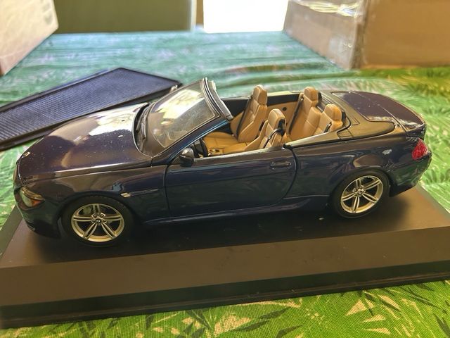 Automodello BMW M6 Scala 1:18