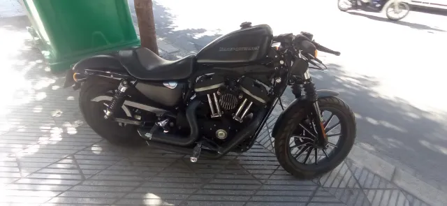 Harley Davidson 883