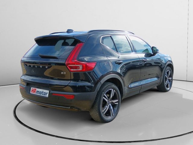 Volvo XC40 B3 Plus Dark 2WD