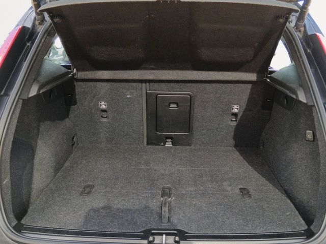 Volvo XC40 B3 Plus Dark 2WD