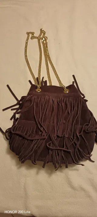 Borsa in pelle scamosciata con frange