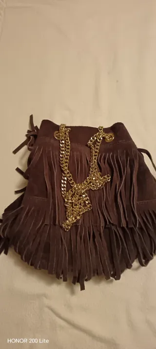 Borsa in pelle scamosciata con frange
