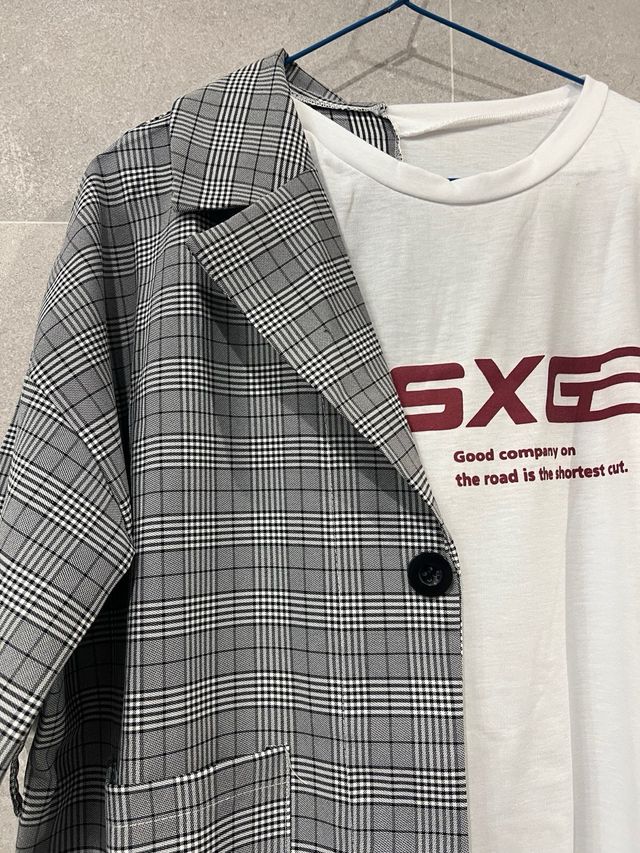 Camiseta/Blazer Mitad y Mitad