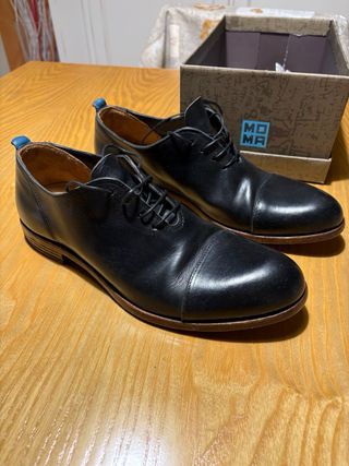 Moma Scarpa stringata nera