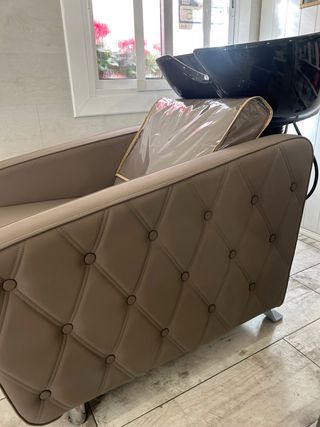 Lavacabezas peluquería con reposapiés