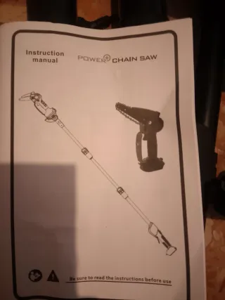 Motosierra con alargador