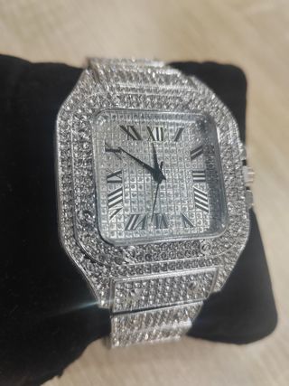 Reloj de diamantes plateado