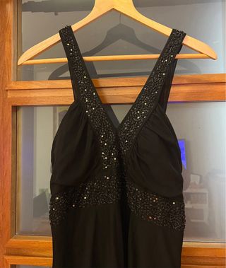 Vestido largo negro invitada boda