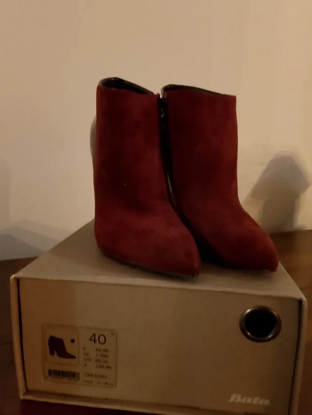 Stivaletti Bata Camoscio bordeaux Tg 40