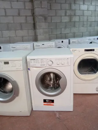 Lavadora  frontal indest 8 kg watsap 604288294