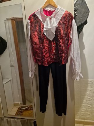 Disfraz Vampiro Negro y Rojo Talla Única
