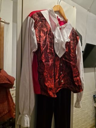 Disfraz Vampiro Negro y Rojo Talla Única