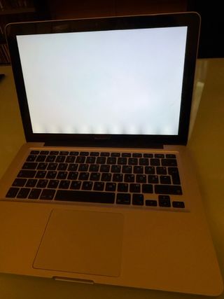 MacBook Pro 13 (2010) Core 2 Duo 2.4GHz