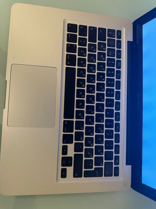 MacBook Pro 13 (2010) Core 2 Duo 2.4GHz