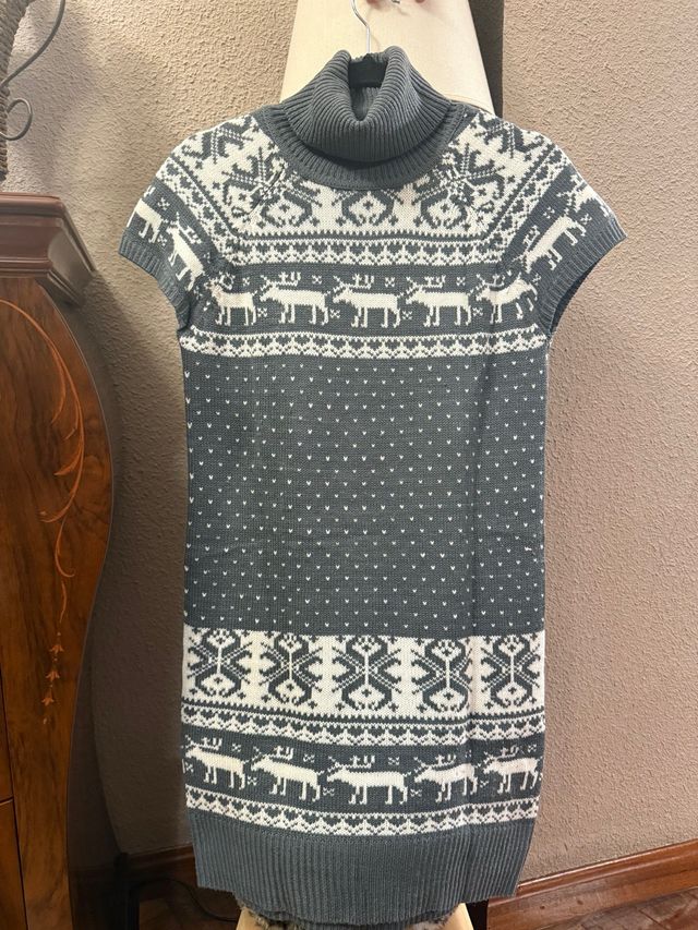 Vestido de punto con renos