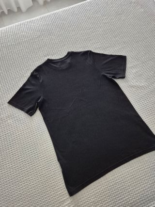 Camiseta Nike Negra y Blanca
