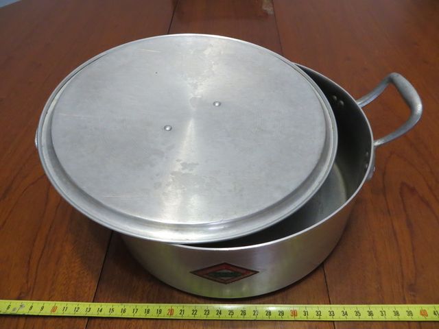 1 Olla Aluminio Puro 24cm