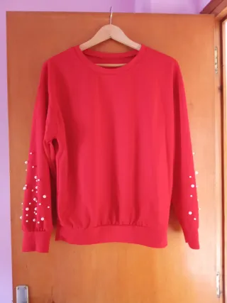 Blusa Roja Perlas Manga Larga