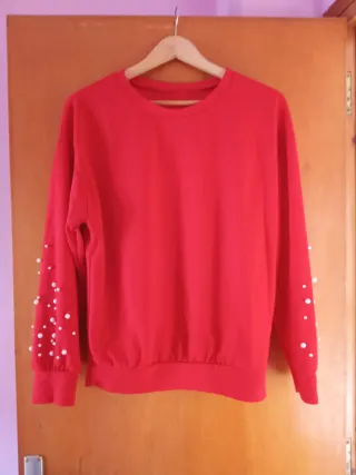 Blusa Roja Perlas Manga Larga