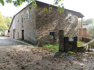 Casa rústica para restaurar
