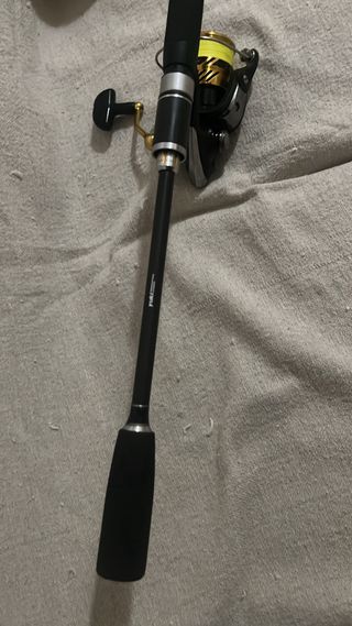 Caña de calamar con carrete