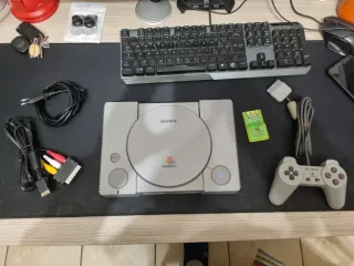 Playstation 1 PSX SCPH-7002 + Memory Card 8mb