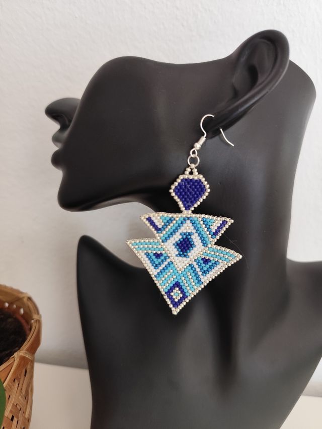 Pendientes Étnicos Azules y Plateados