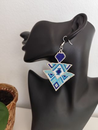 Pendientes Étnicos Azules y Plateados