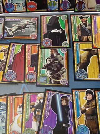 47 Trading Cards cromos star wars, topps trading cards + 8 pegatinas de regalo