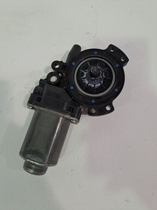 MOTOR ELEVALUNAS DELANTERO DERECHO HYUNDAI SANTA FE (BM)