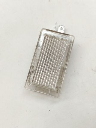 LUZ INTERIOR KIA VENGA (6)