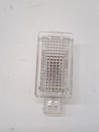 LUZ INTERIOR SEAT EXEO BERLINA (3R2) (3)