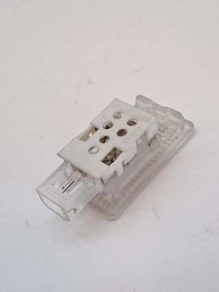 LUZ INTERIOR SEAT EXEO BERLINA (3R2) (3)