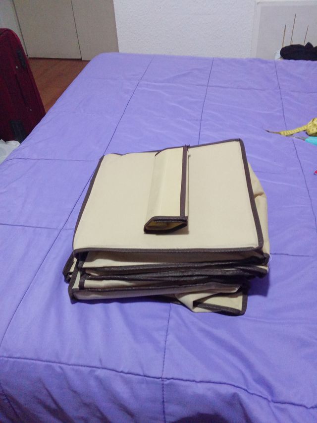 Organizador para ropa.