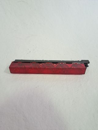 LUZ CENTRAL DE FRENO FORD FOCUS BERLINA (CAP) (4)